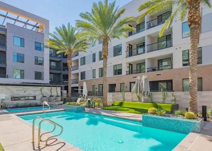 Stunning 1bd - Pool, Gym, Parking, W-d - Sleeps 4 Apartment Tempe