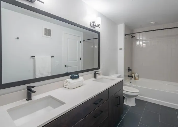 Apartamento Stunning 1bd - Pool, Gym, Parking, W-d - Sleeps 4