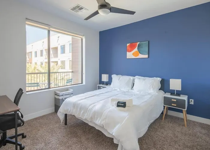 Stunning 1bd - Pool, Gym, Parking, W-d - Sleeps 4 * Tempe