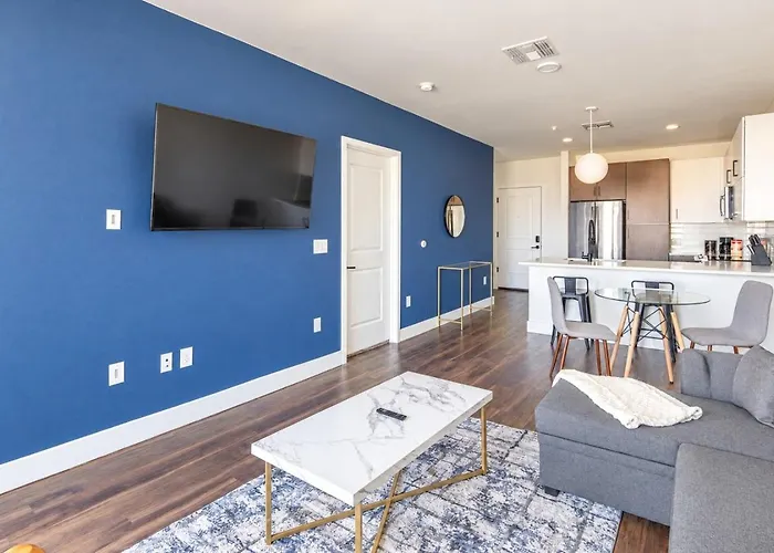 Stunning 1bd - Pool, Gym, Parking, W-d - Sleeps 4 Tempe