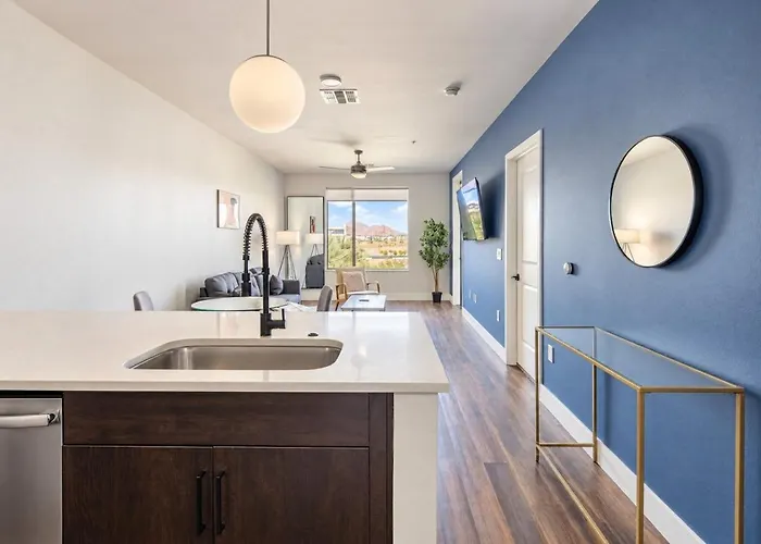 Stunning 1bd - Pool, Gym, Parking, W-d - Sleeps 4 Apartamento