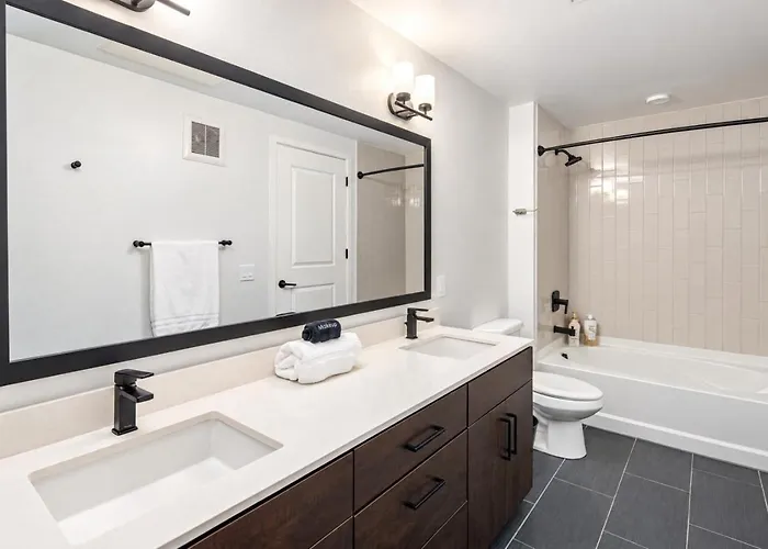 Stunning 1bd - Pool, Gym, Parking, W-d - Sleeps 4 Apartamento Tempe
